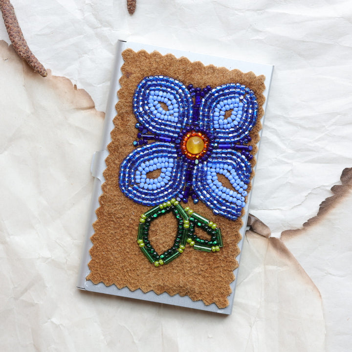 TLee Beads Floral Beaded Card Holder