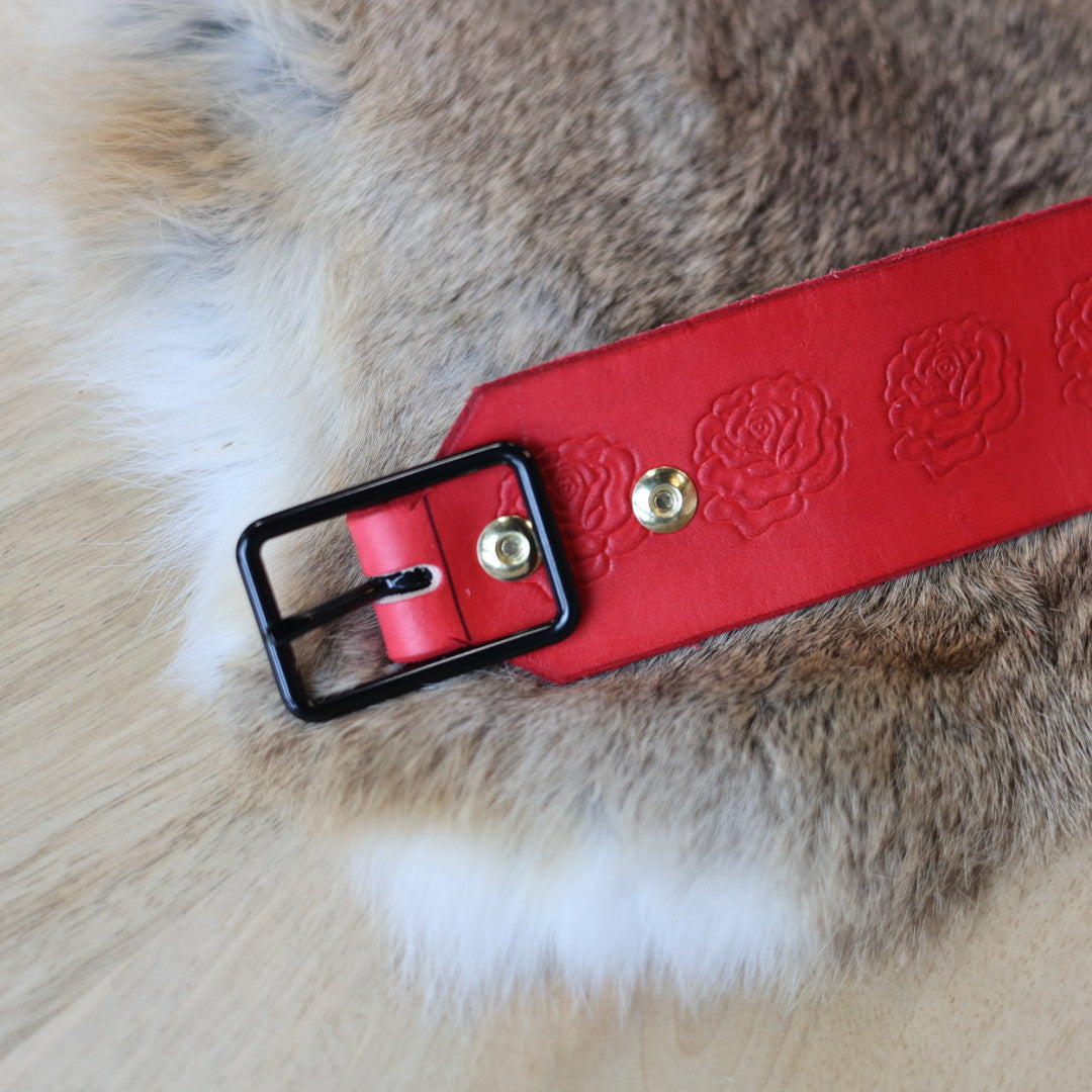 Iskotew Pahkekin Everyday 52" Rose Red Leather Belt