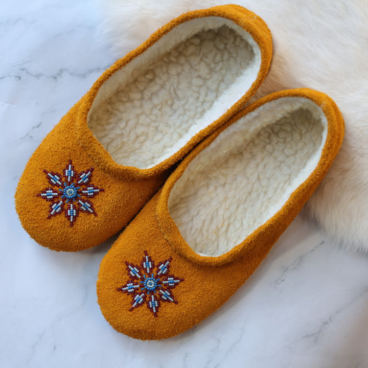 T.Sullivan Size 9 Dark Red &amp; Blue Snowflake Ballerina Slippers