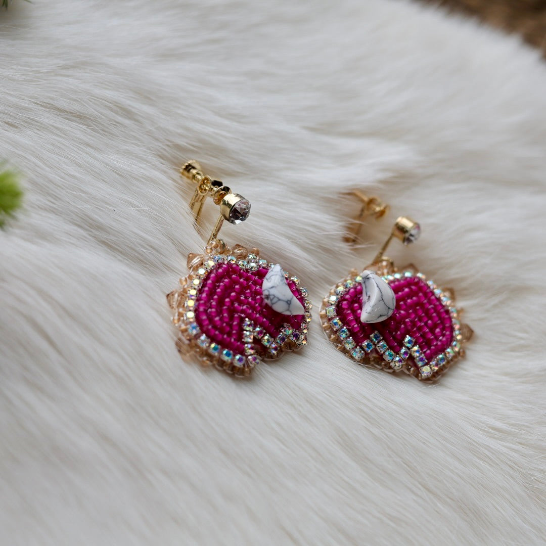 Mercedes G. Mini Bison Beaded Clip-On Earrings