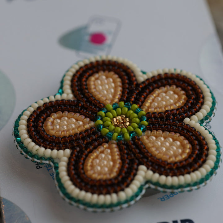 Keegan W. Floral Beaded Popsockets