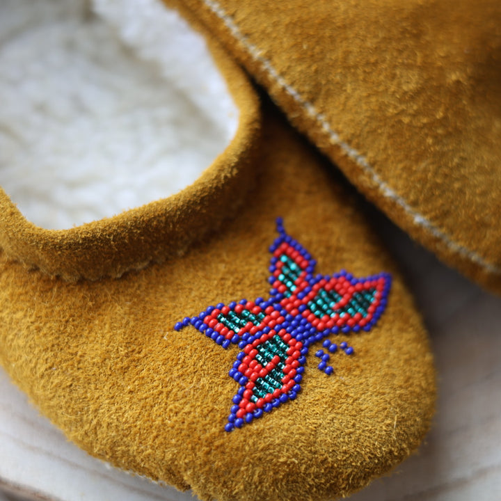 T.Sullivan Size 8 Women Butterfly Ballerina Slippers