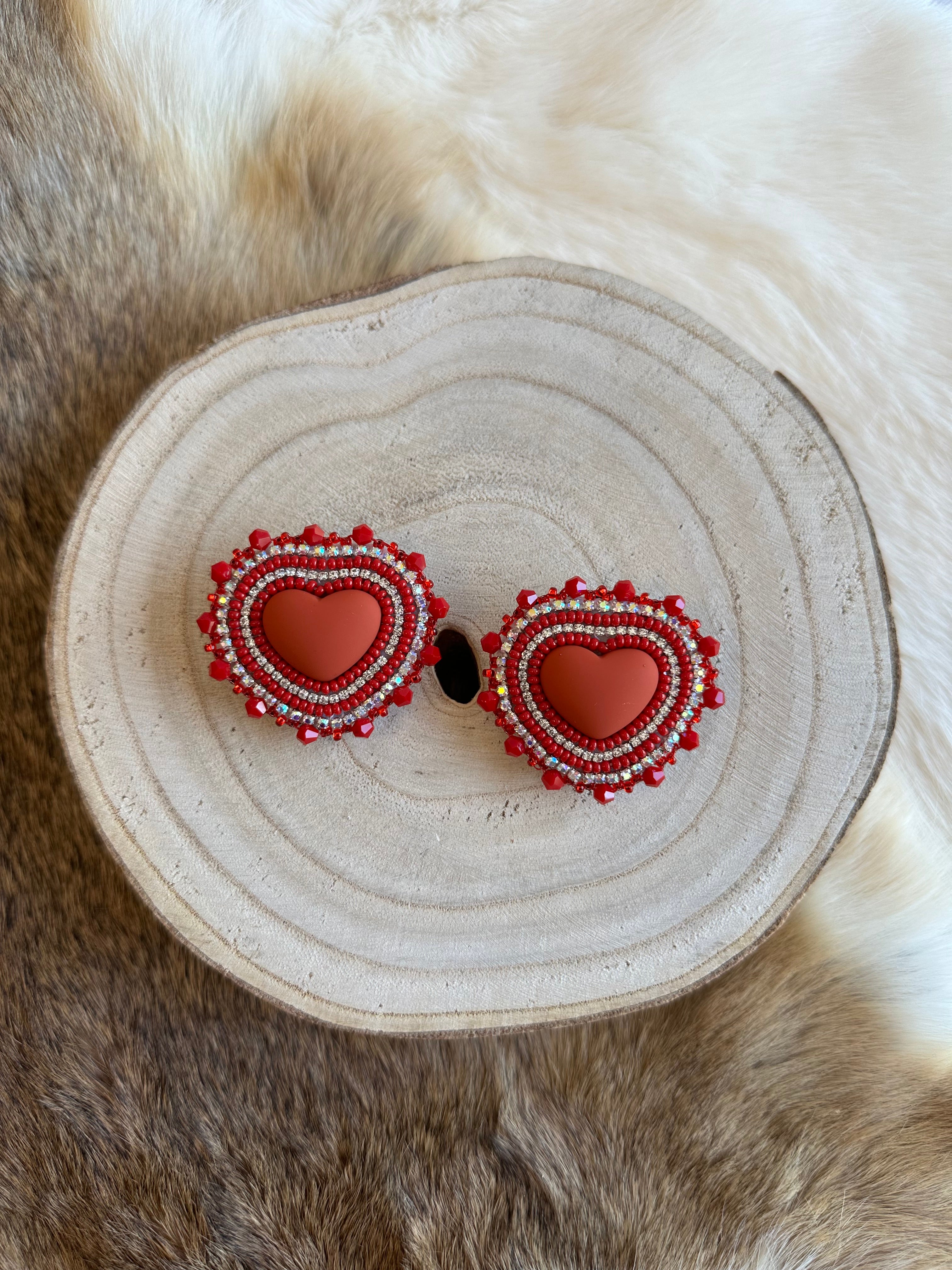 Tashina P. Beaded Heart Earrings – Wanuskewin Collective