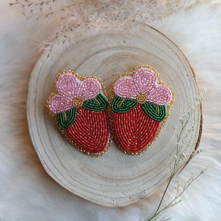 Sophie's Creations Beaded Strawberry Earrings