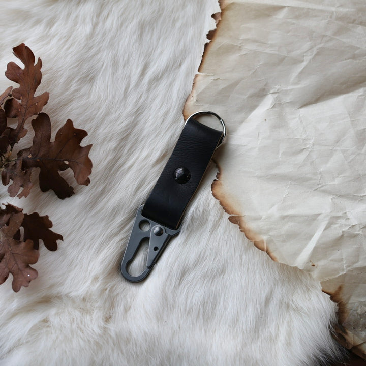1885 Leather Co. Leather Rifle Clip Keychain