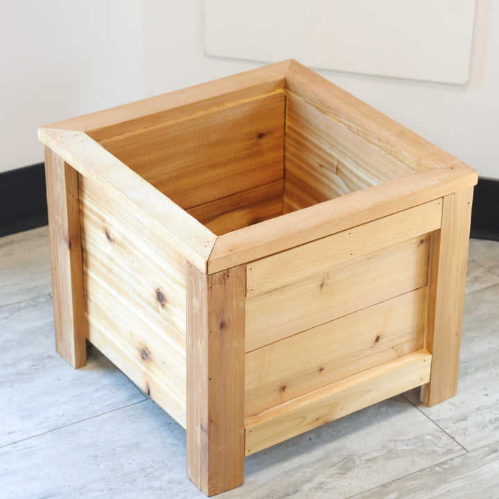 CNYC Cedar Planter