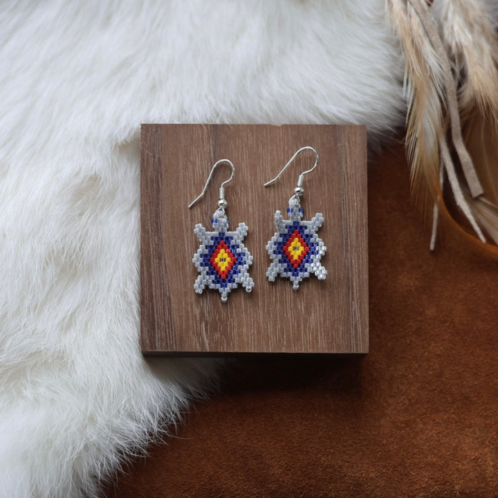 Dorothy B. Mini Peyote Turtle Earrings