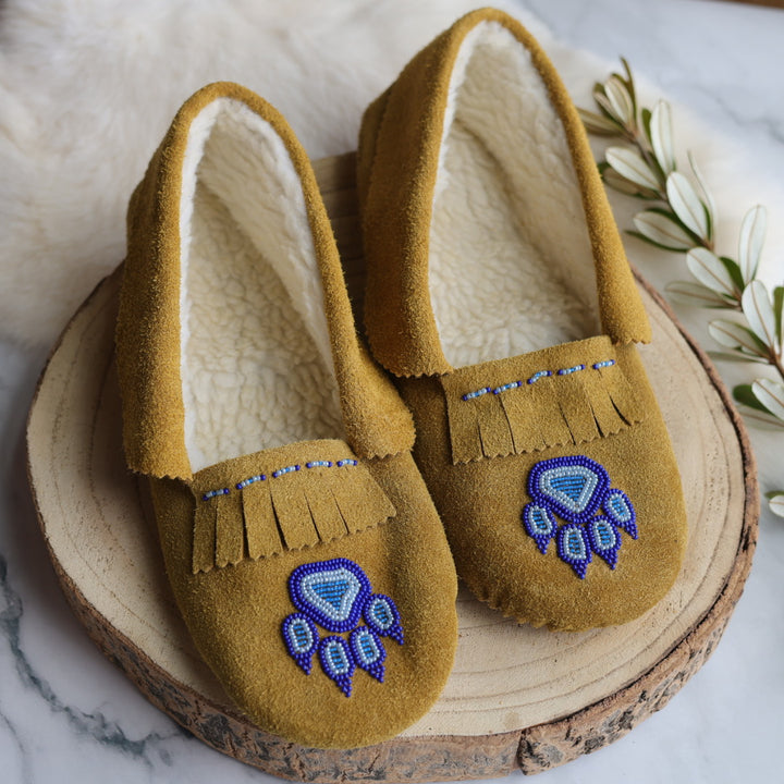 T.Sullivan Men's 11 Blue Wolf Paw Moccasin