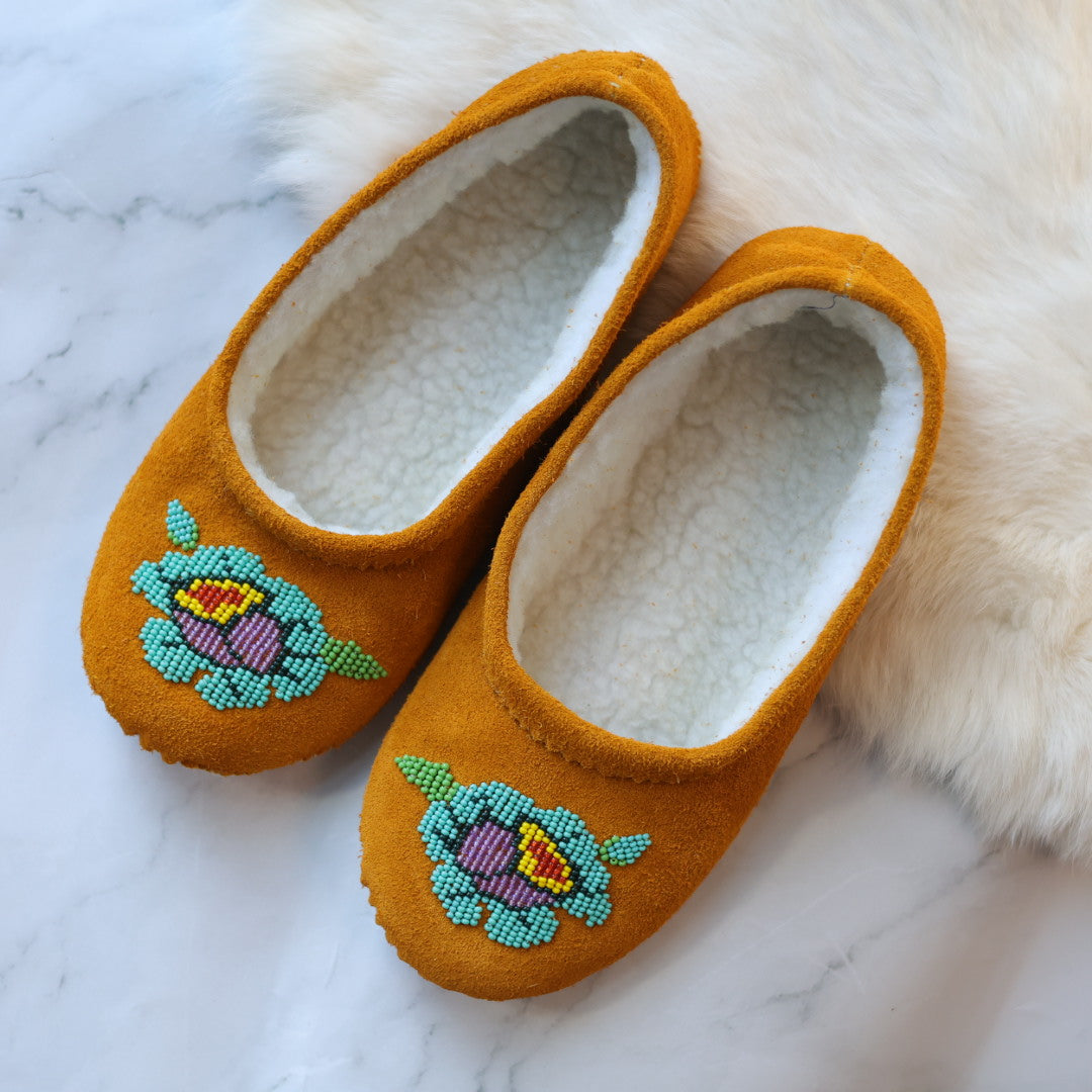 T.Sullivan Size 7 Women Turquoise Floral Ballerina Slippers