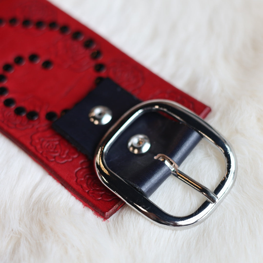 Iskotew Pahkekin Children's 23" Rose Stamped Leather Belt