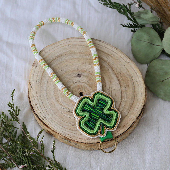 March Beadmaster Sophie's Creations Quill Clover Wrist Lanyard