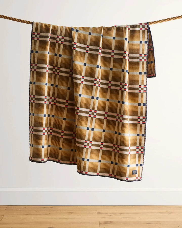 Pendleton Four Square Slide Mountain Throw Natural