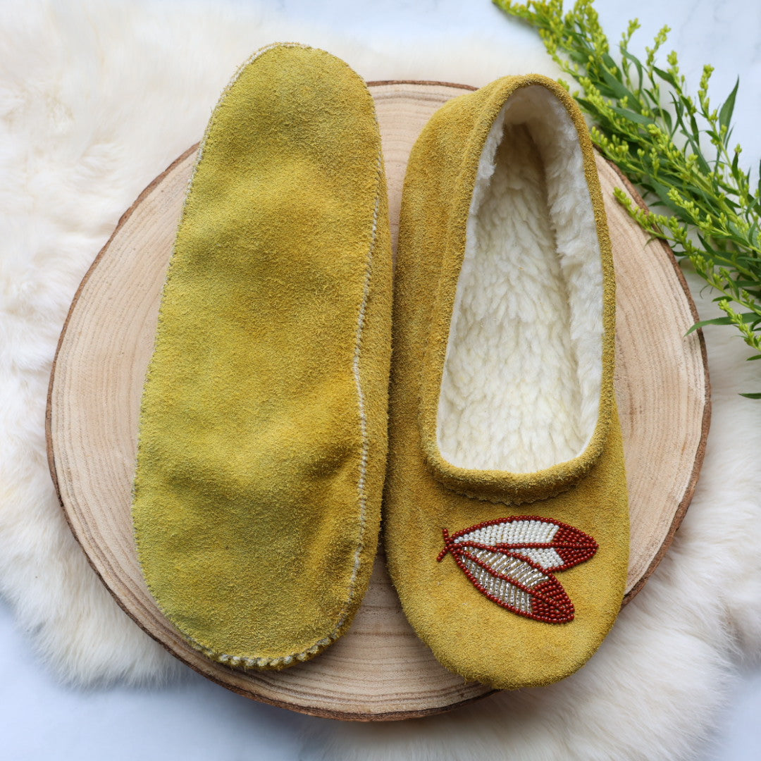 T.Sullivan Size 9 Women Feathers Ballerina Slippers