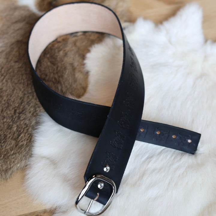 Iskotew Pahkekin Everyday 33" Skull Stamped Leather Belt