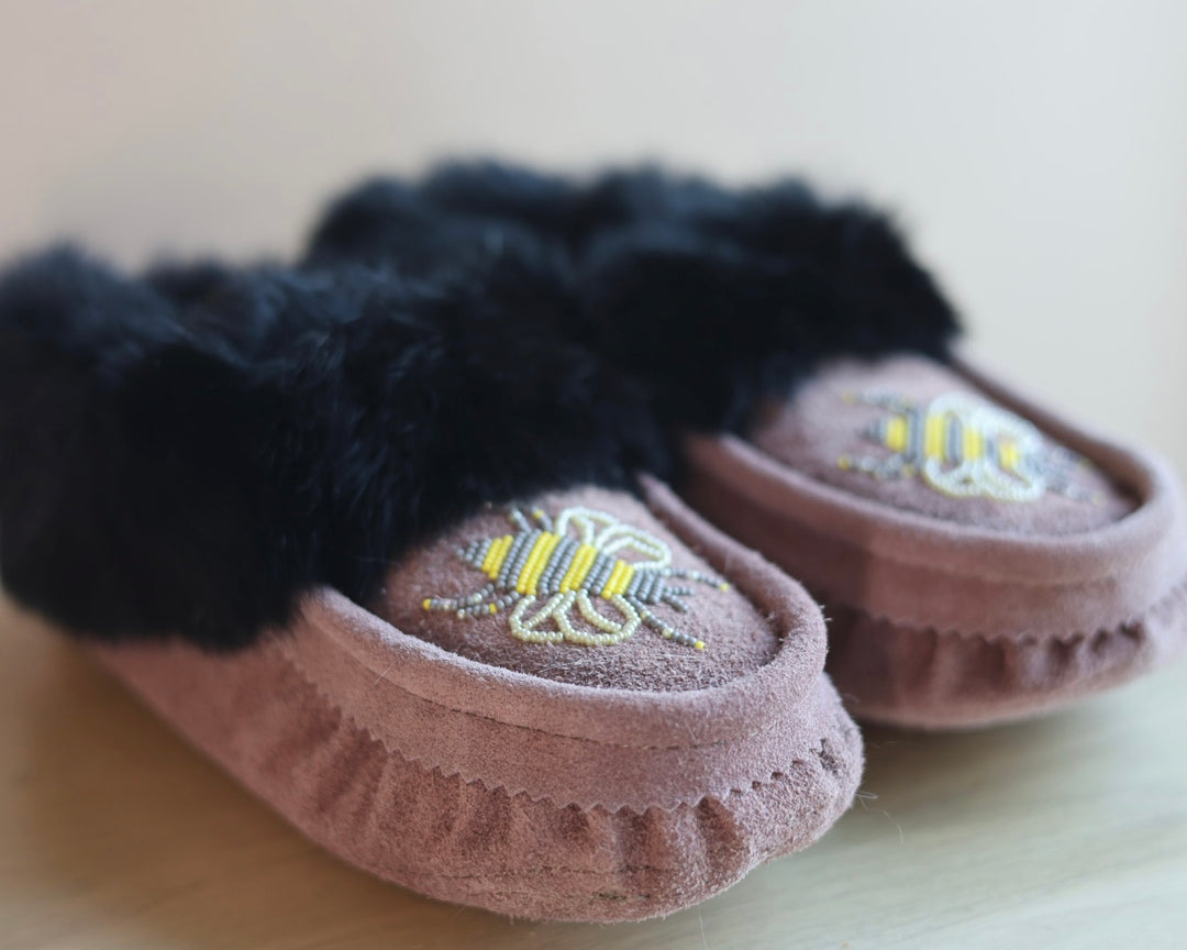 Ironstar Co. Brown Moccasins With Bee Detail