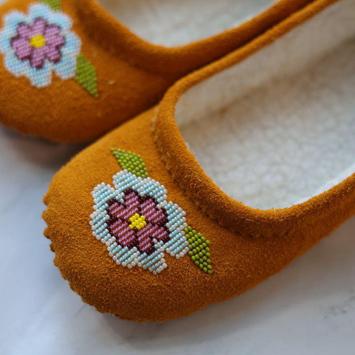T.Sullivan Size 7 Women Baby Blue Floral Ballerina Slippers
