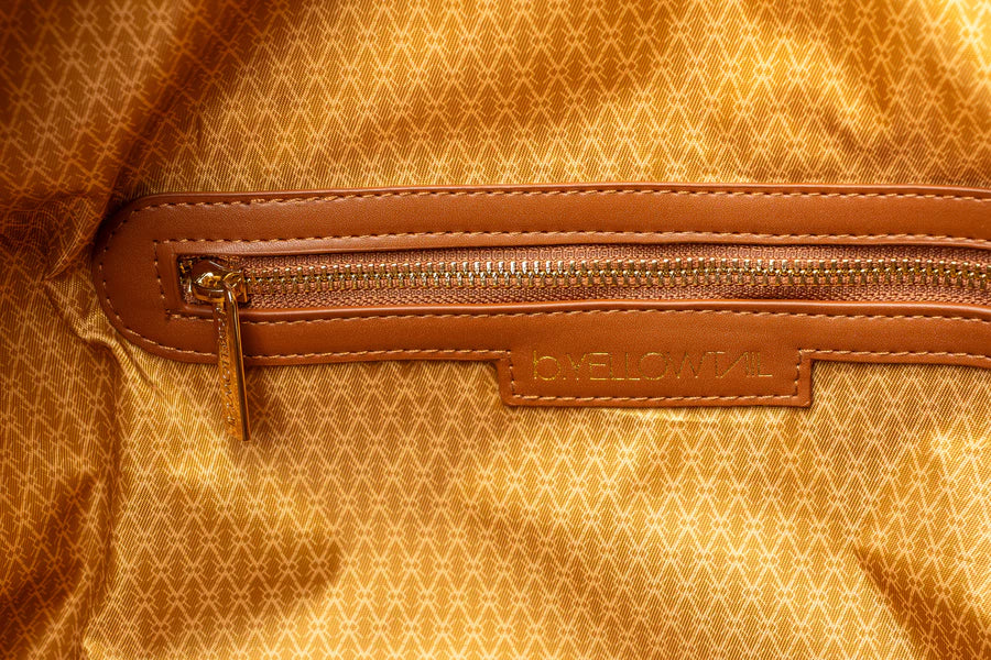 B. YELLOWTAIL Mountain Crow Floral Weekender Travel Bag