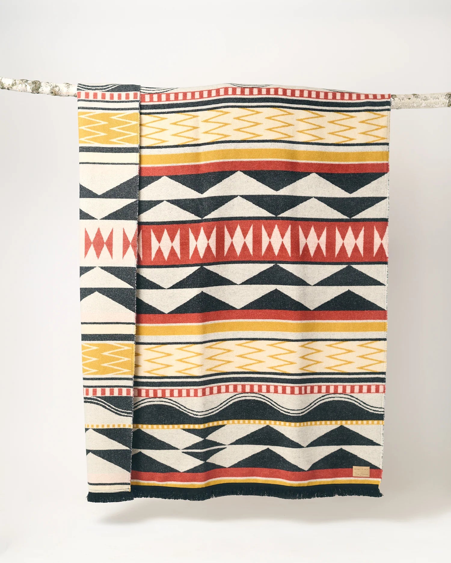 MINI TIPI Generations Reversible Blanket – Wanuskewin Collective