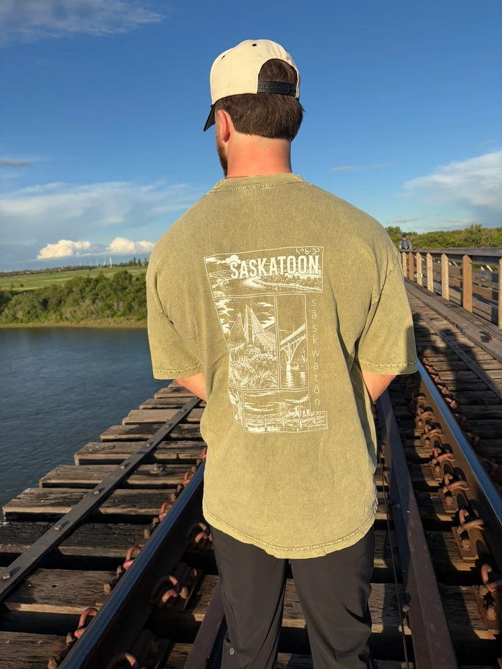 Xusi Clothing Sâskwatôn T-Shirt