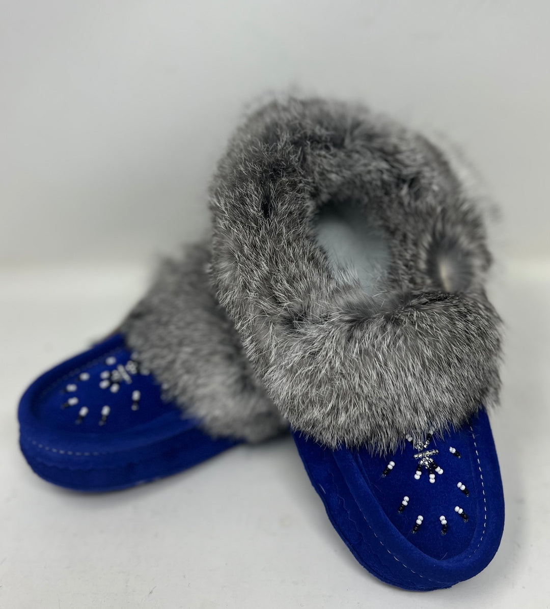 Laurentian Chief Ladies Fur Trimmed Moccasins Star Beaded Pattern