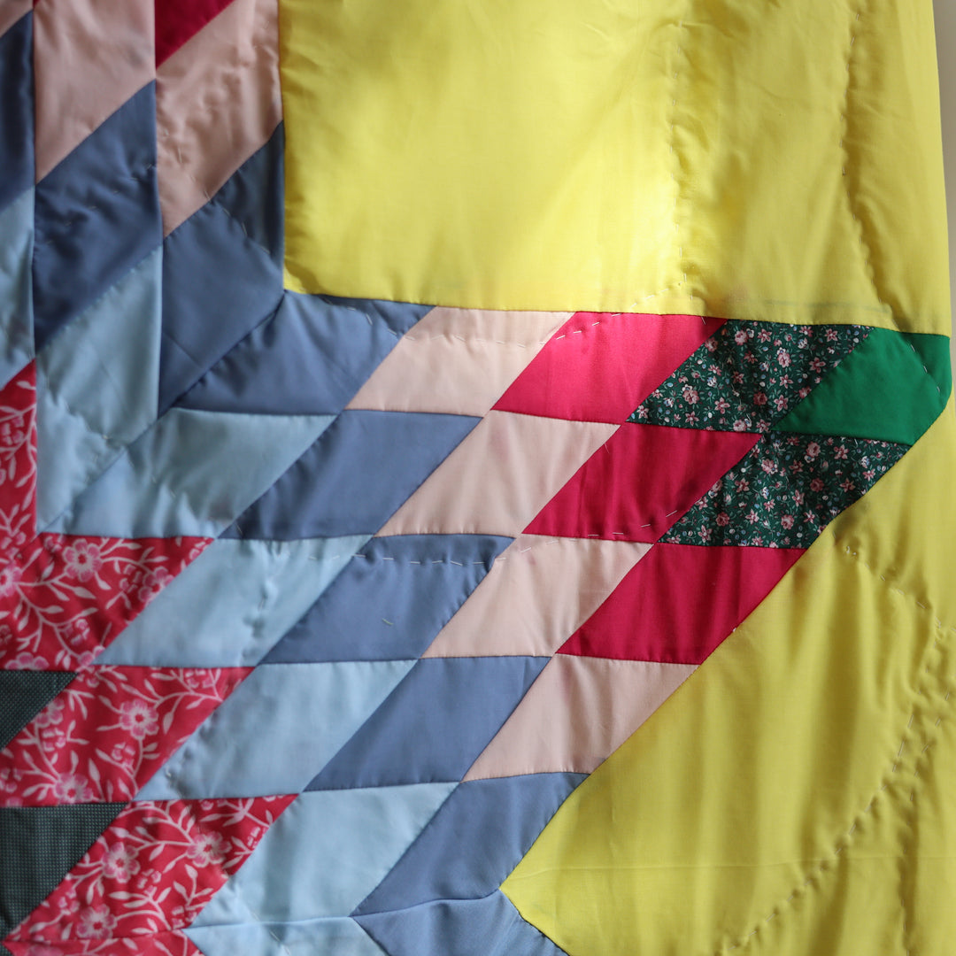 Kishey A. Yellow Star Blanket