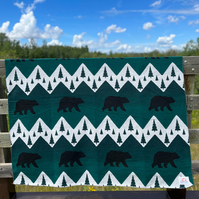 Buffalo Cross Forest Bear Throw