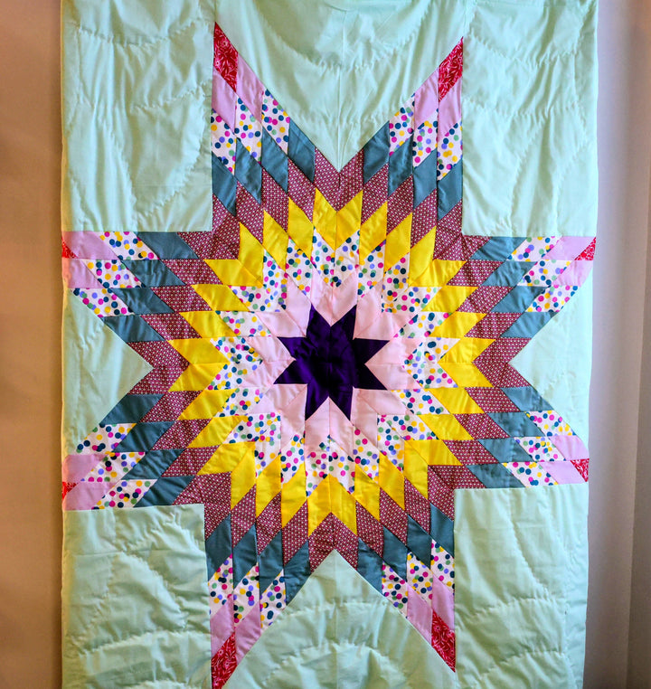 Kishey A. Bubblegum Star Blanket