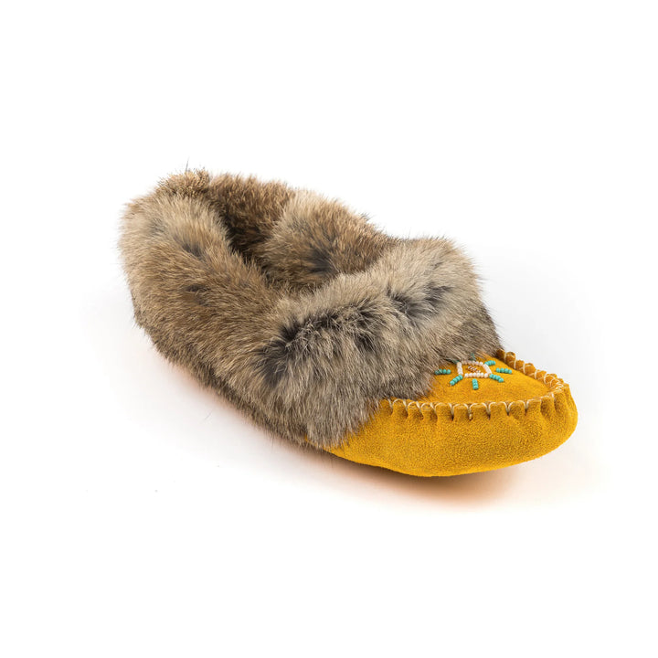 Bastien Industries Tänionnieha' (Rabbit) Women's Moccasins