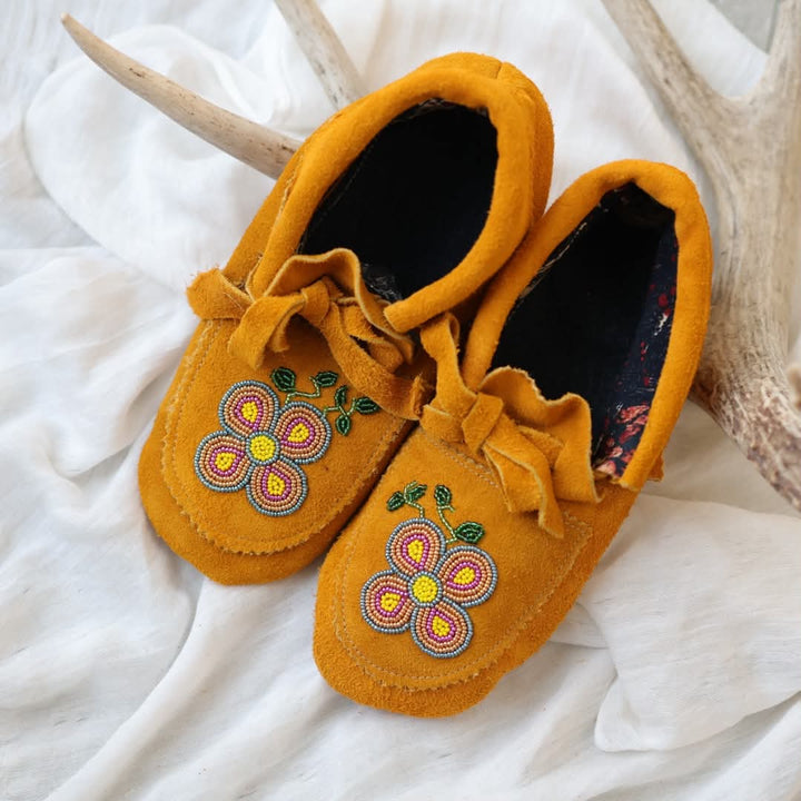 Sandra L. Women's 8 Beaded 4-Petal Yellow Floral Handmade Moccasins