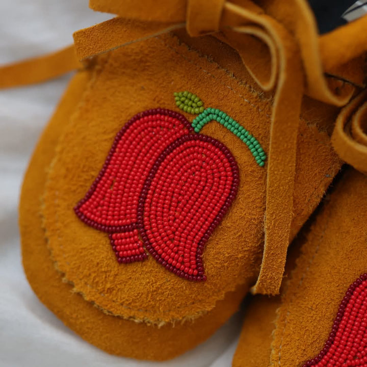 Sandra L. Women's 7 Beaded Tulip Handmade Moccasins