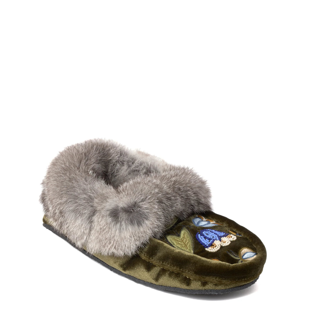 Manitobah Velvet Tipi Slipper