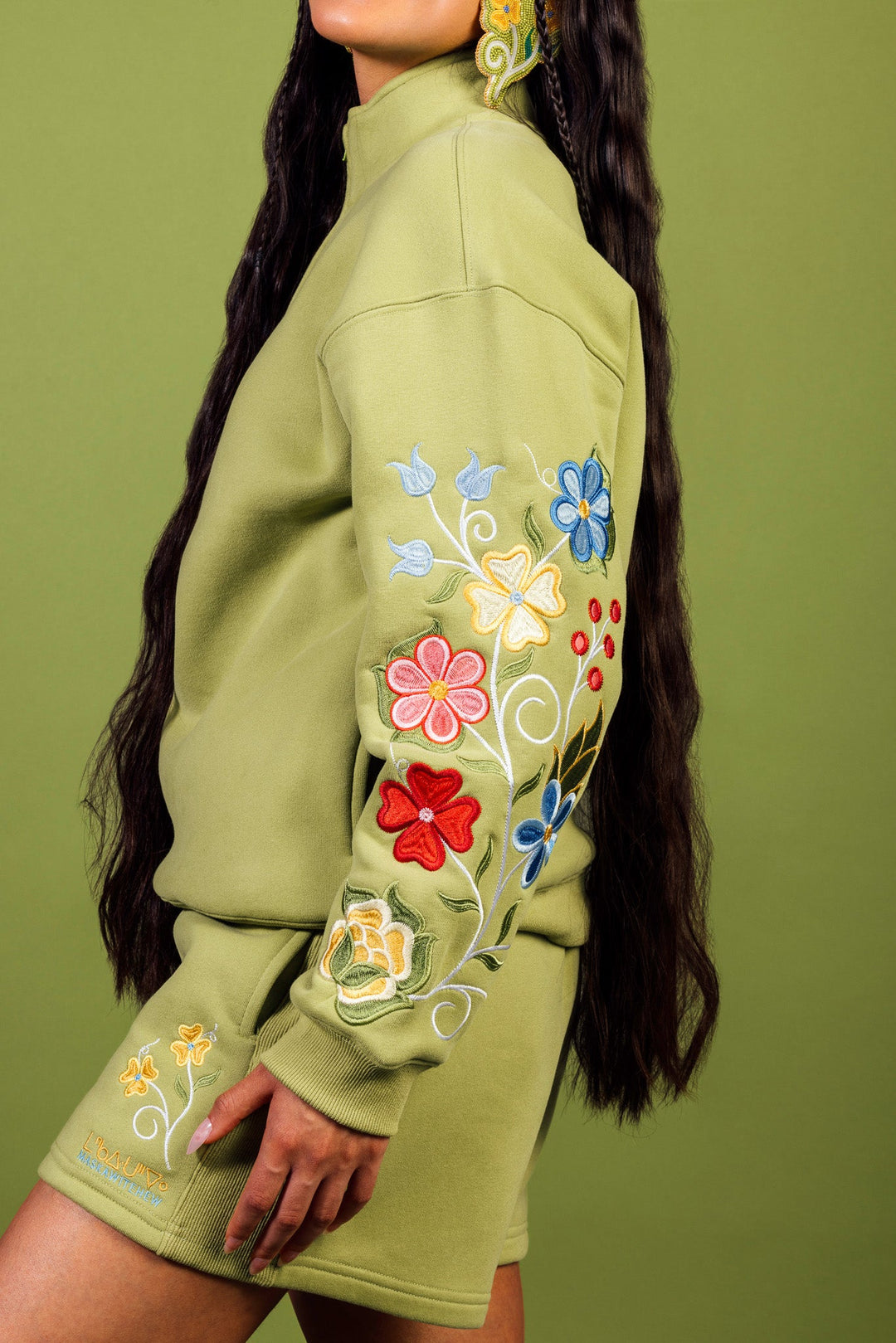 Maskawitehew Spirit in Bloom Quarter Zip