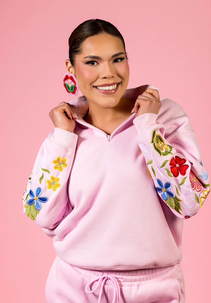 Maskawitehew Spirit in Bloom Quarter Zip
