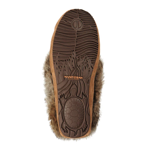 Manitobah mukluks street deals moccasin
