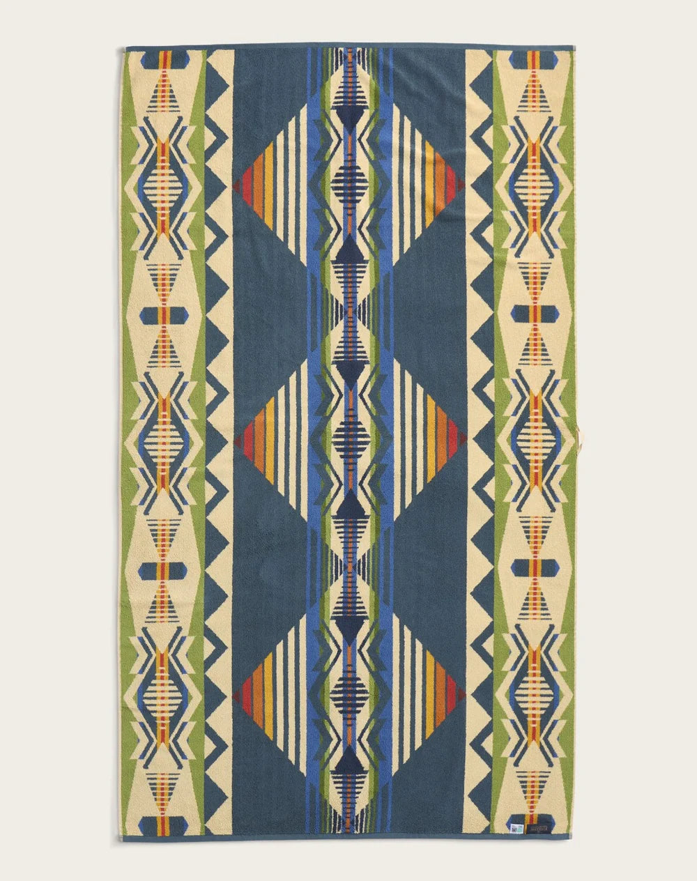 Pendleton Oversized Jacquard Creekside Spa Towel