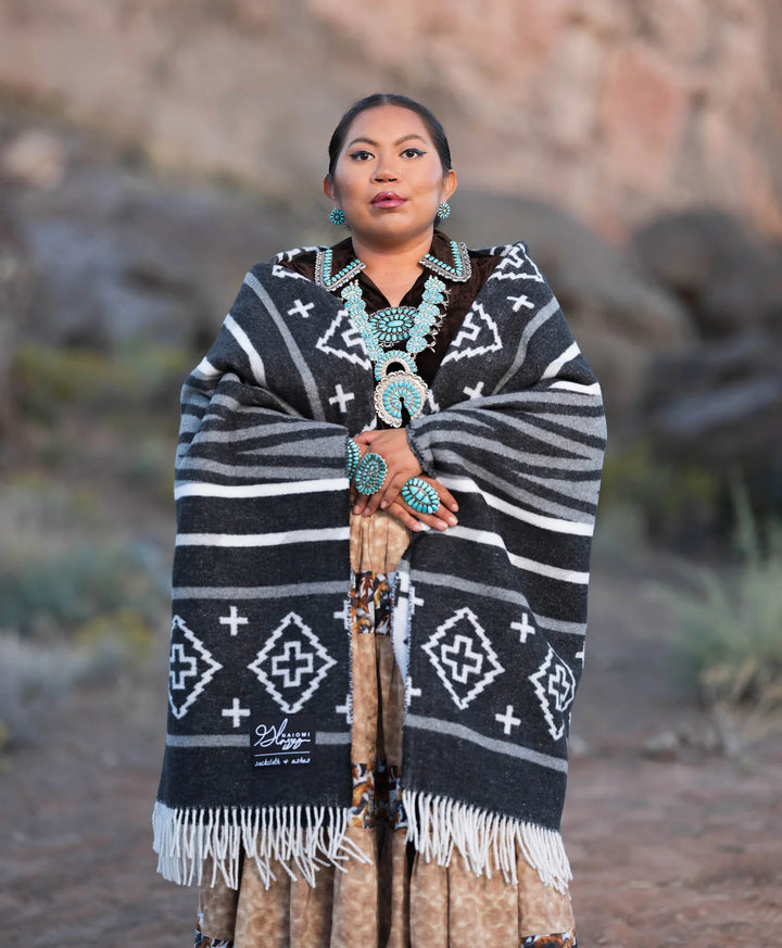 Sackcloth & Ashes Legacy Tsé Zhin (Black Rock) Blanket