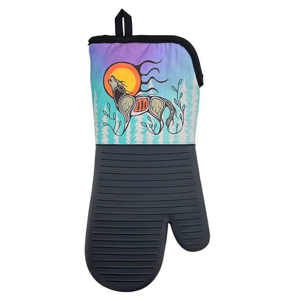Native Northwest Wolf (Ma'iingan) Silicone Oven Mitt