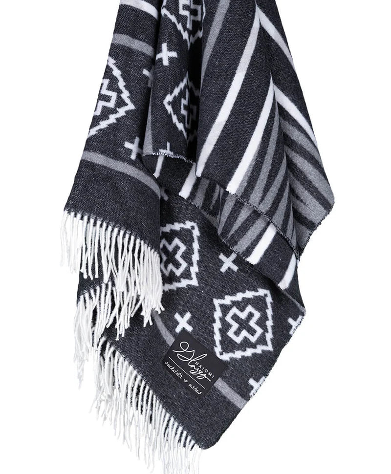 Sackcloth & Ashes Legacy Tsé Zhin (Black Rock) Blanket