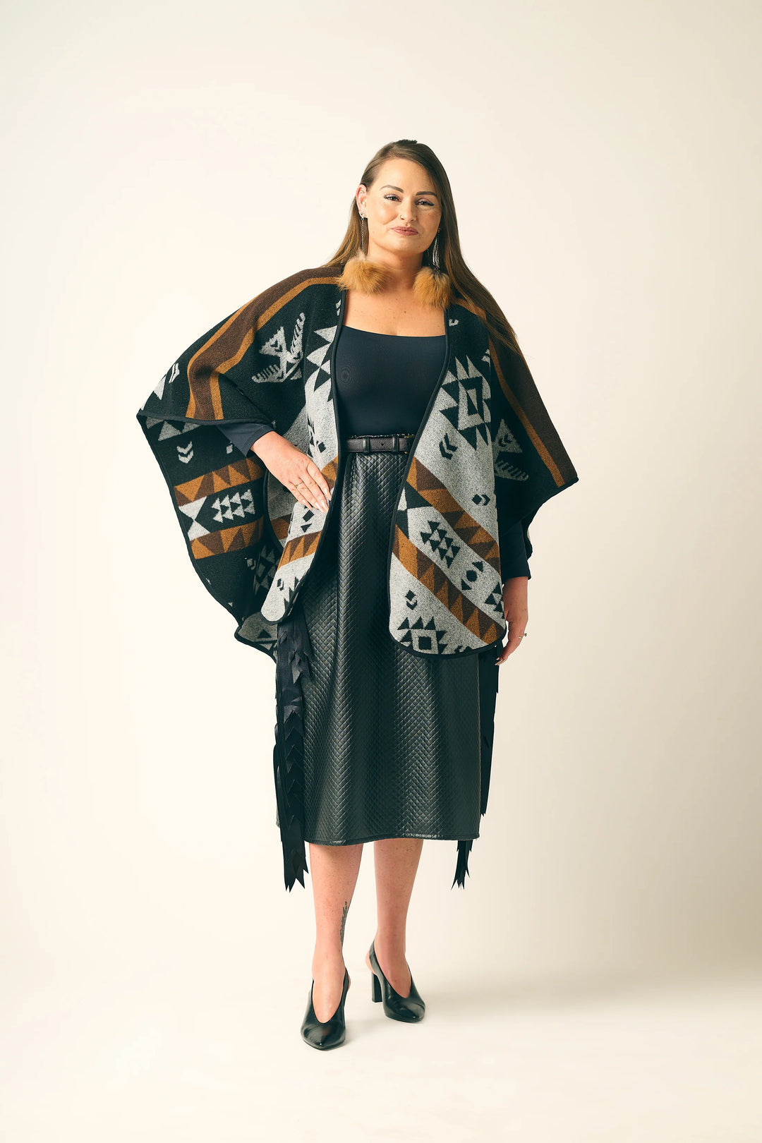 MINI TIPI Thunderbird Reversible Eco-Friendly Shawl