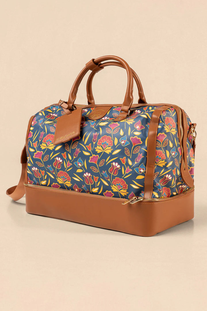B. YELLOWTAIL Mountain Crow Floral Weekender Travel Bag