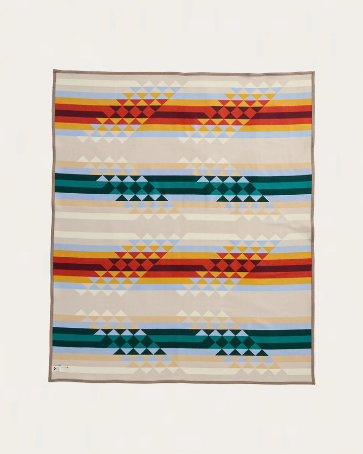 Pendleton Jacquard Unnapped Robe Middle Waters Blanket