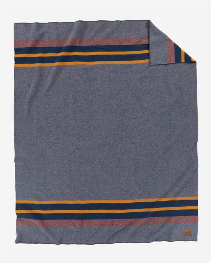 Pendleton Yakima Camp Twin Blanket Lake