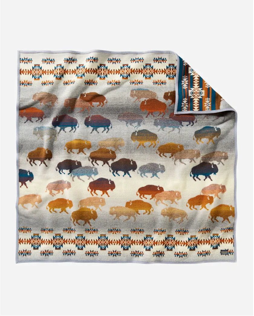 Pendleton Prairie Rush Hour Throw Grey Buffalo
