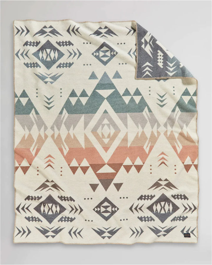 Pendleton Agate Beach Blanket