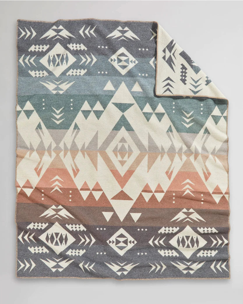 Pendleton Agate Beach Blanket